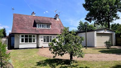 New Barn Road, Longfield image
